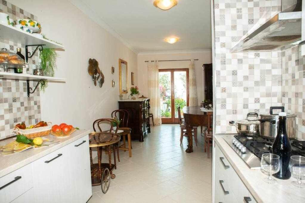 Villa Il Sogno Di Zia Ada Massa Lubrense Luaran gambar