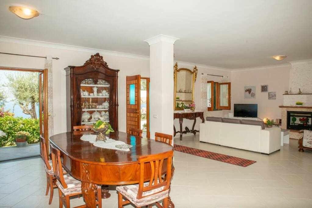 Villa Il Sogno Di Zia Ada Massa Lubrense Luaran gambar